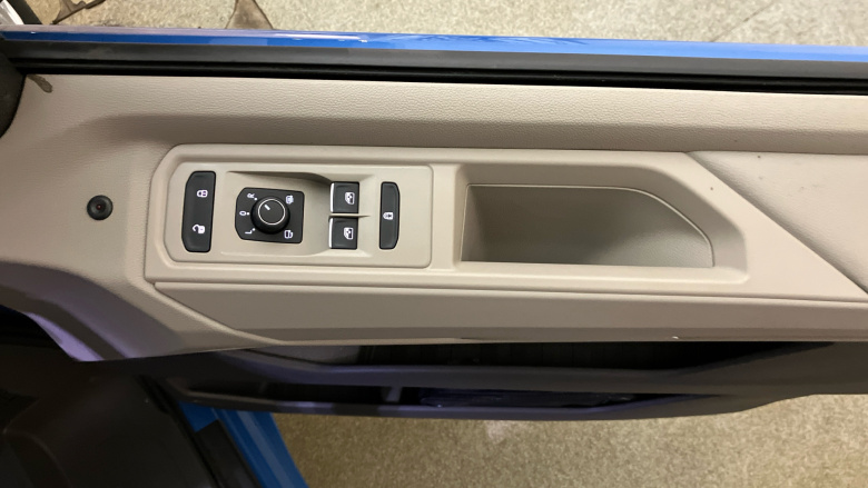 Volkswagen Multivan 2.0 TDI Life 5dr DSG Diesel Estate